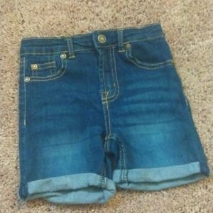 Toddler jeans shorts.